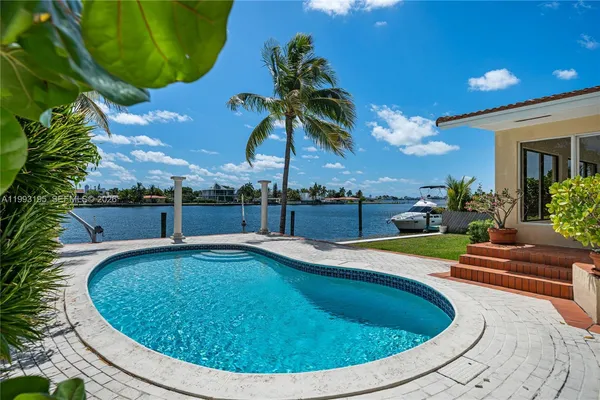 $11,000 | 7531 Beach View Drive, North Bay Village, FL 33141