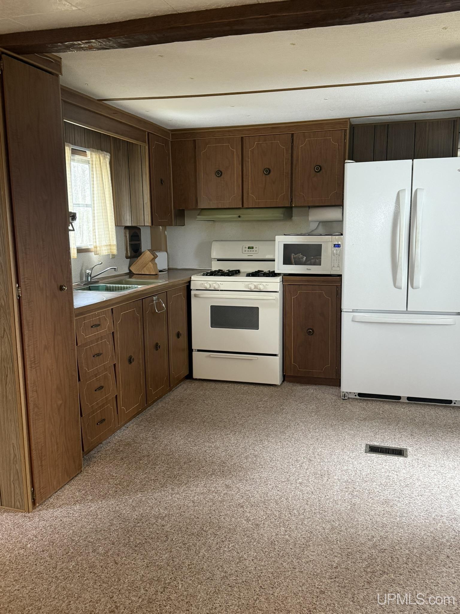 1345 Frog Lake Road North Florence, WI 54121 - Photo 3 of 11