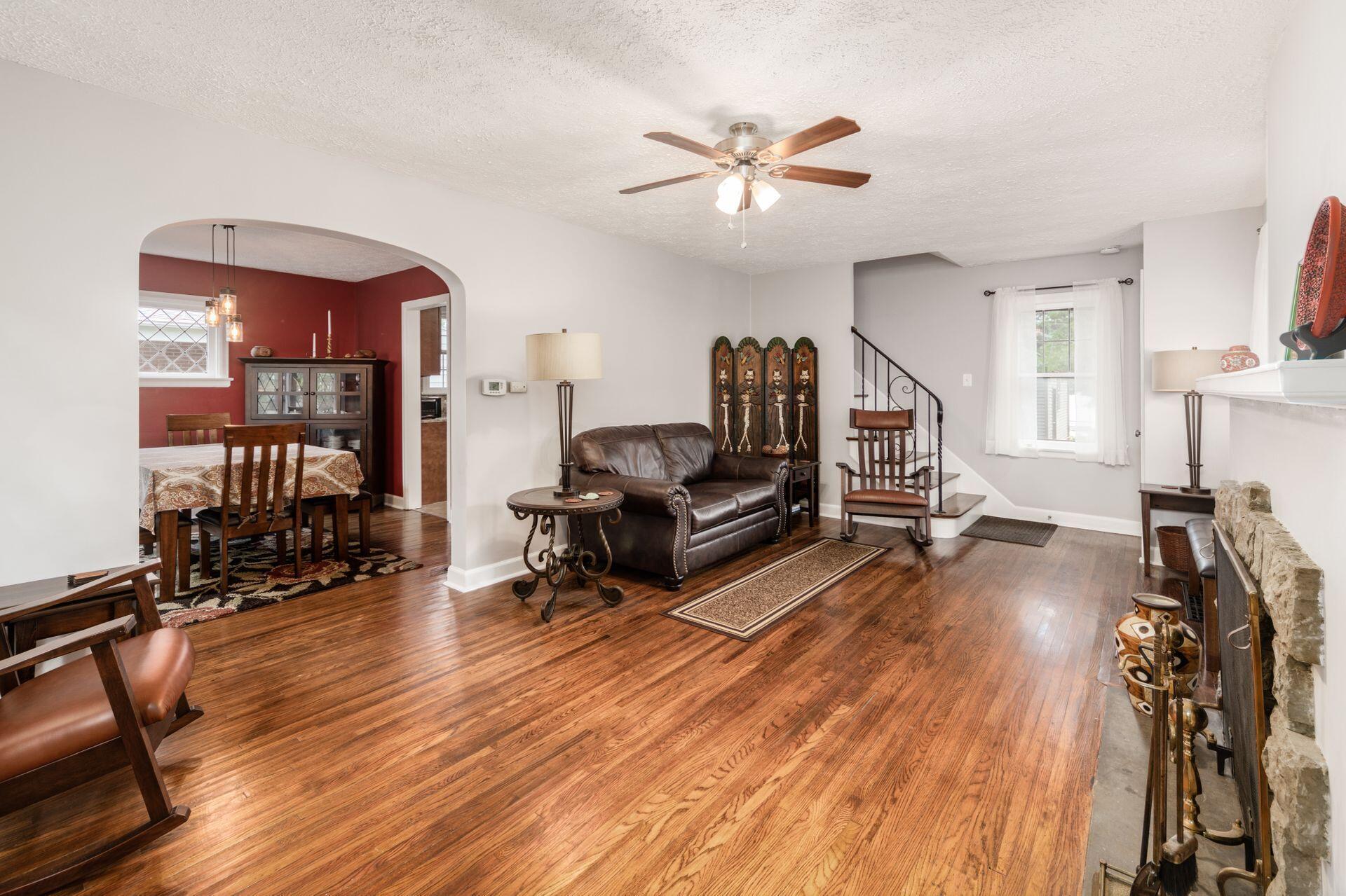 1026 South Remington Road Columbus, OH 43209 - Photo 4 of 48 Living Room