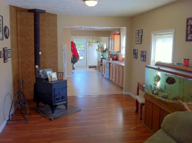 1008 North Country Club Road Muncie, IN 47303 - Photo 2 of 30 Gallery Image 2