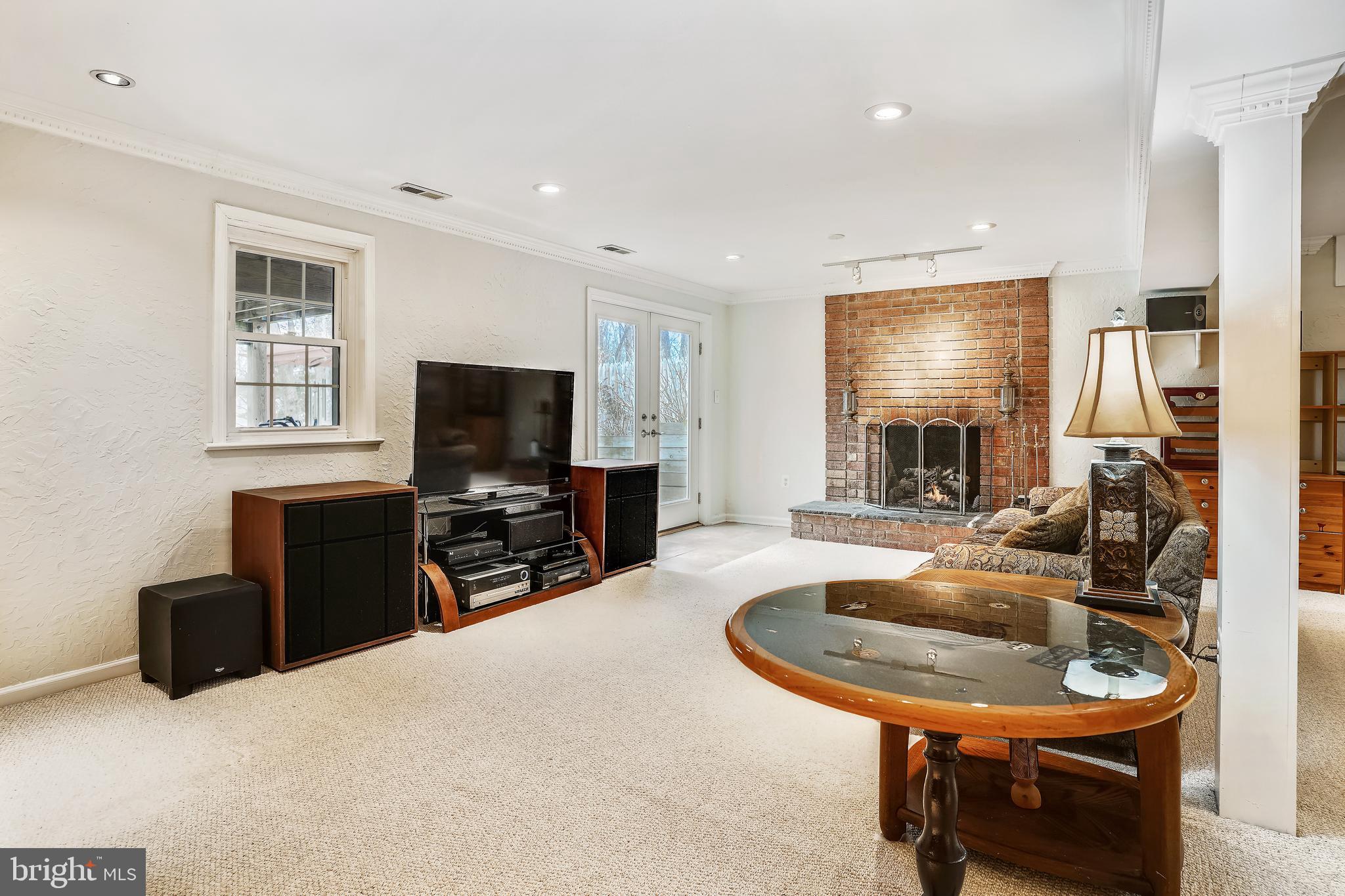 8608 Powder Horn Road Springfield, VA 22152 - Photo 37 of 65
