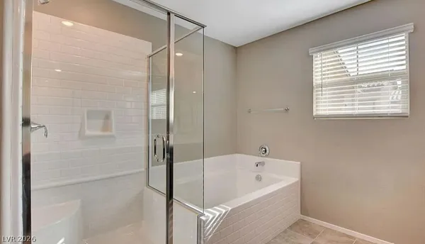 $2,600 | 37 Alamere Falls Drive, Las Vegas, NV 89138