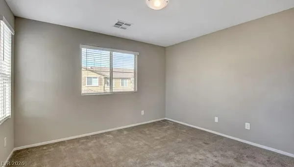 $2,600 | 37 Alamere Falls Drive, Las Vegas, NV 89138