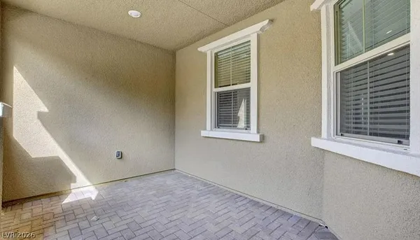 $2,600 | 37 Alamere Falls Drive, Las Vegas, NV 89138