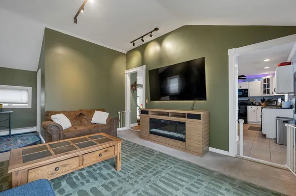 $485,000 | 53 Atherton Avenue, Nashua, NH 03064