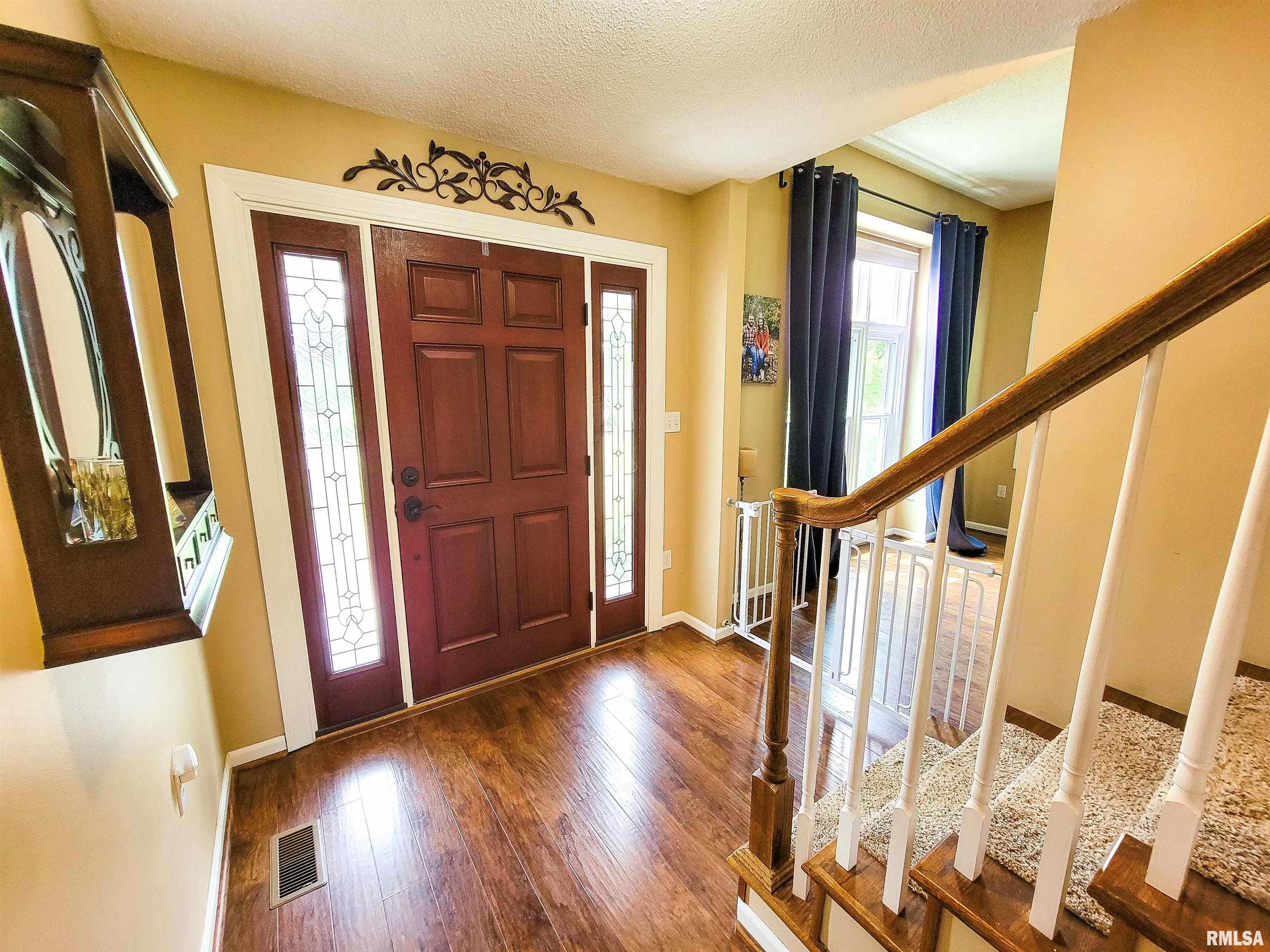 352 Hancock Drive Flora, IL 62839 - Photo 16 of 98