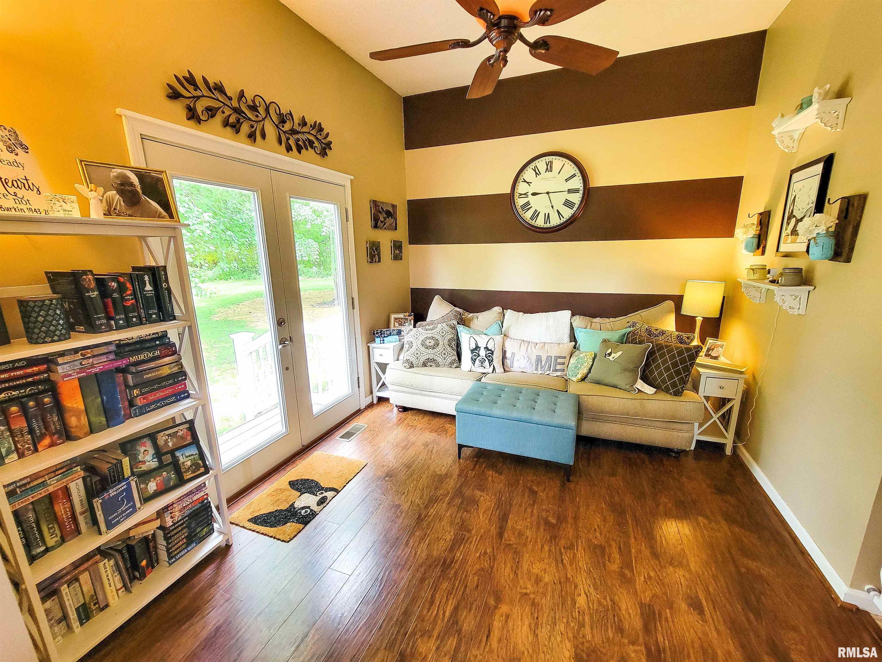 352 Hancock Drive Flora, IL 62839 - Photo 21 of 98