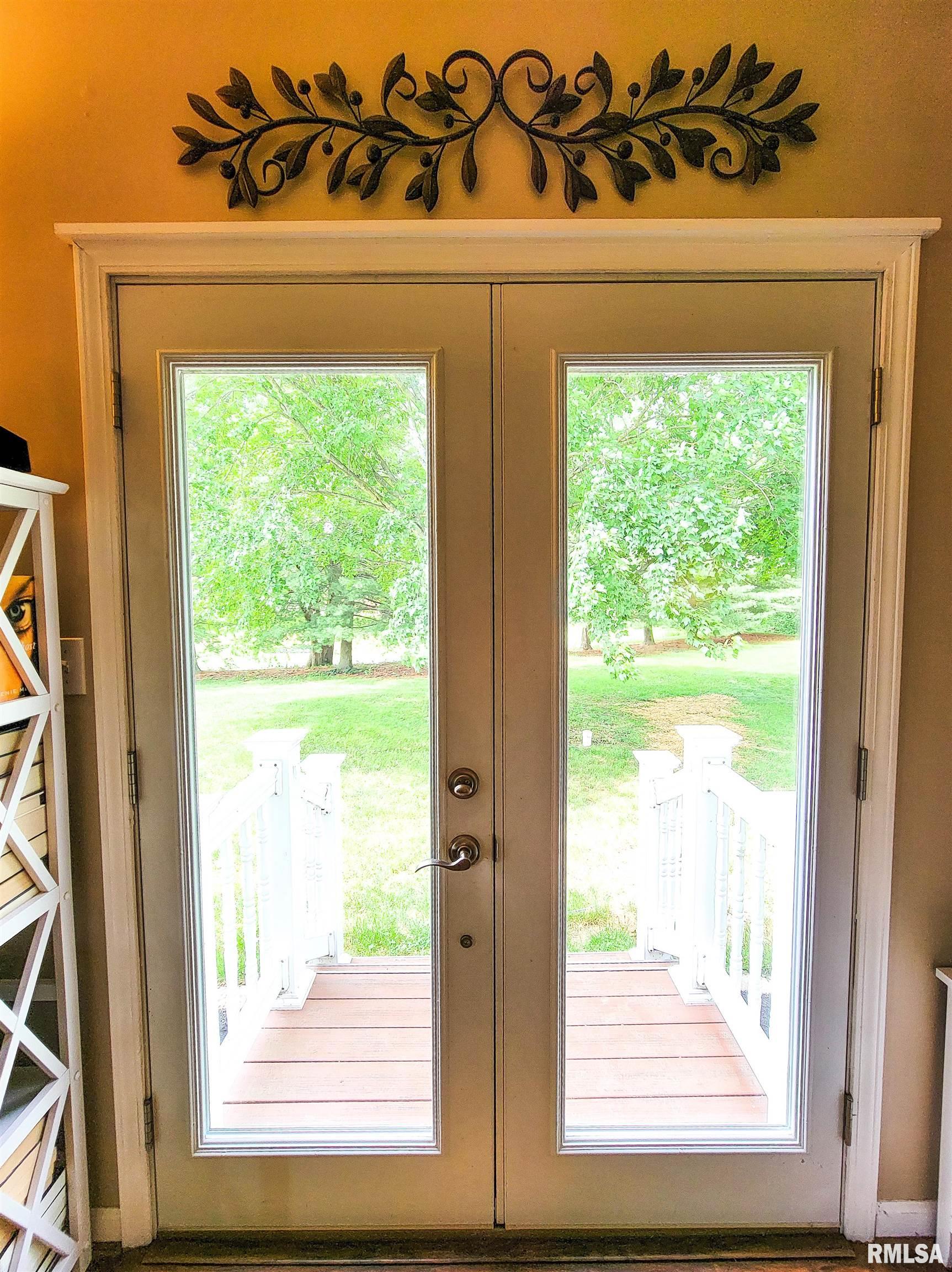 352 Hancock Drive Flora, IL 62839 - Photo 22 of 98