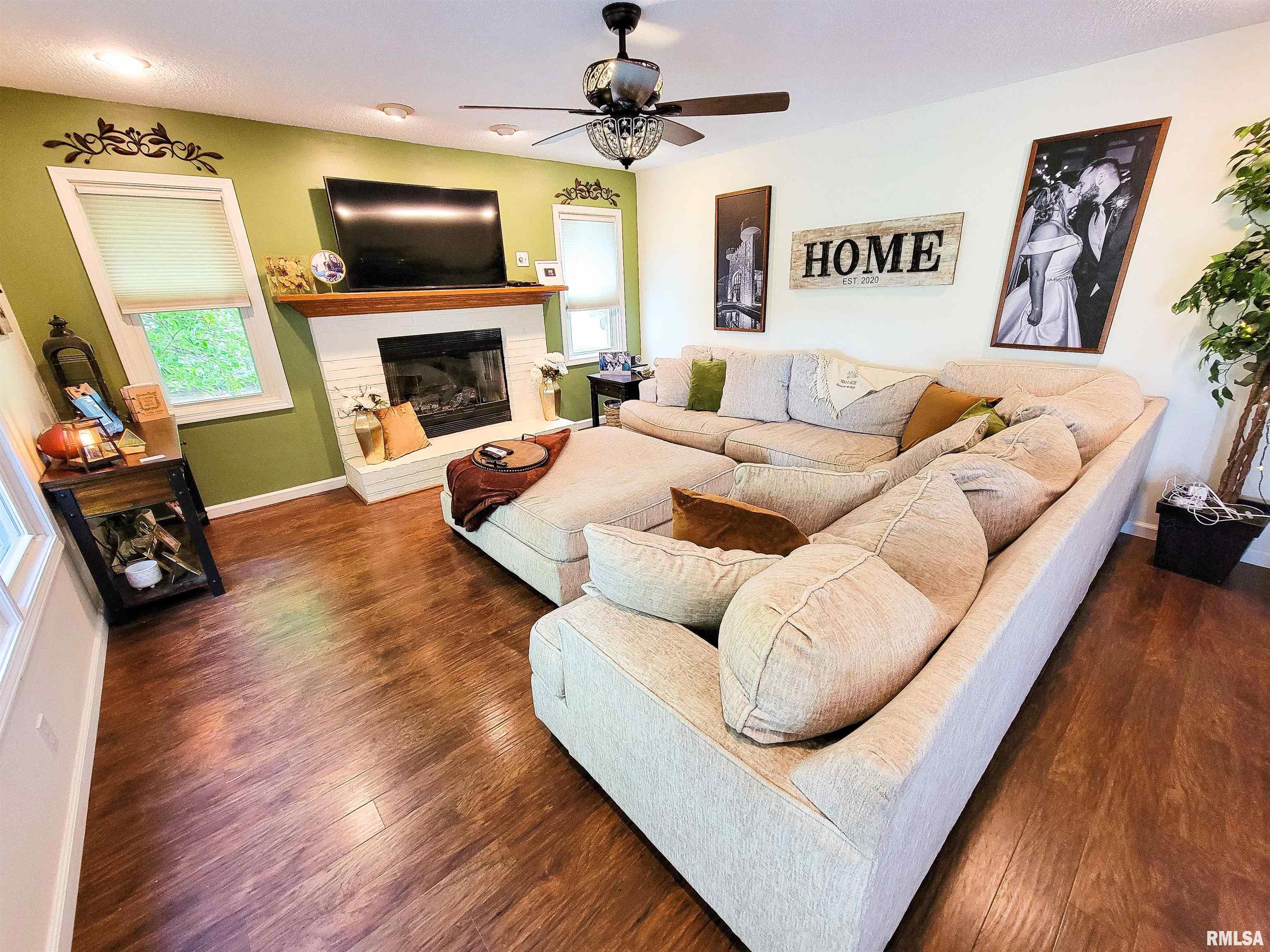 352 Hancock Drive Flora, IL 62839 - Photo 27 of 98