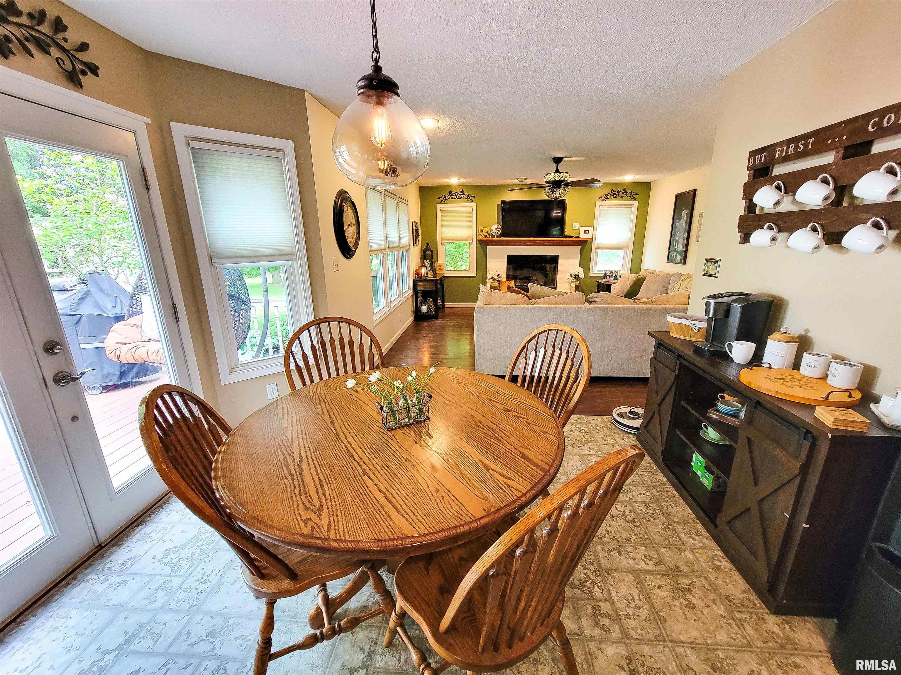 352 Hancock Drive Flora, IL 62839 - Photo 31 of 98