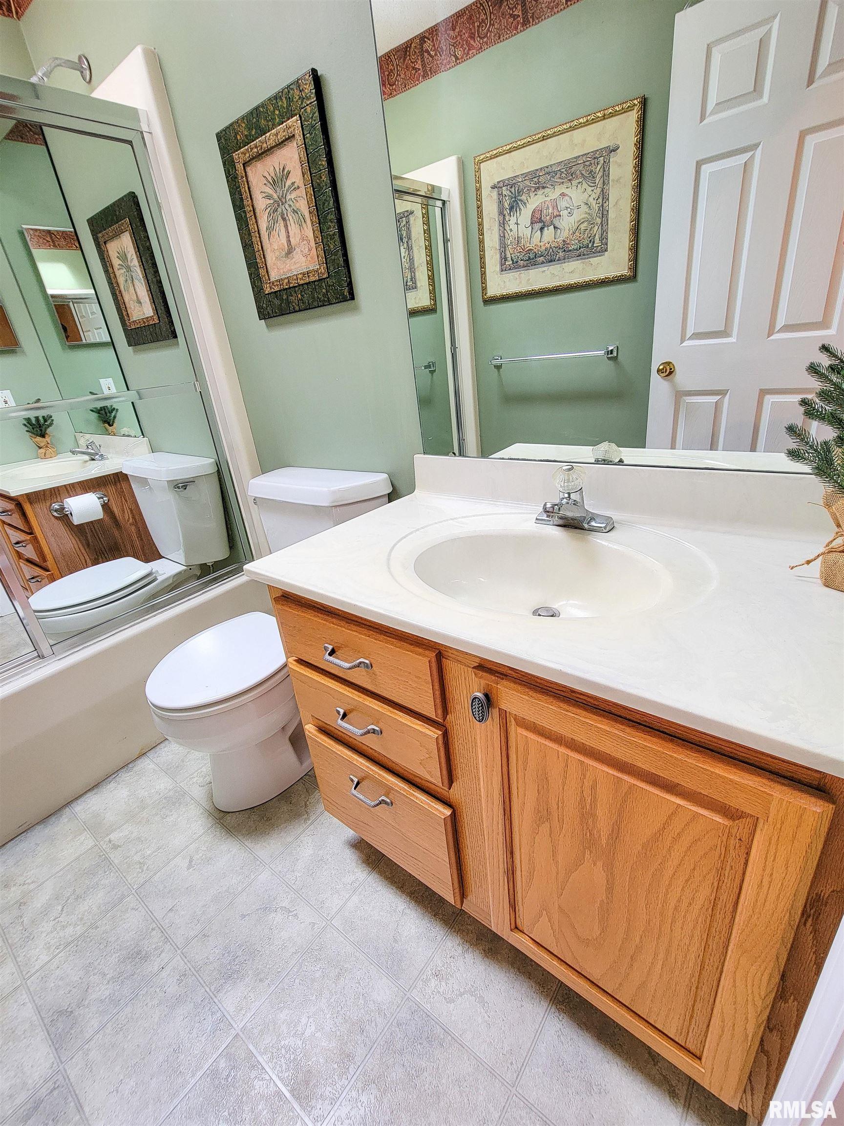352 Hancock Drive Flora, IL 62839 - Photo 61 of 98