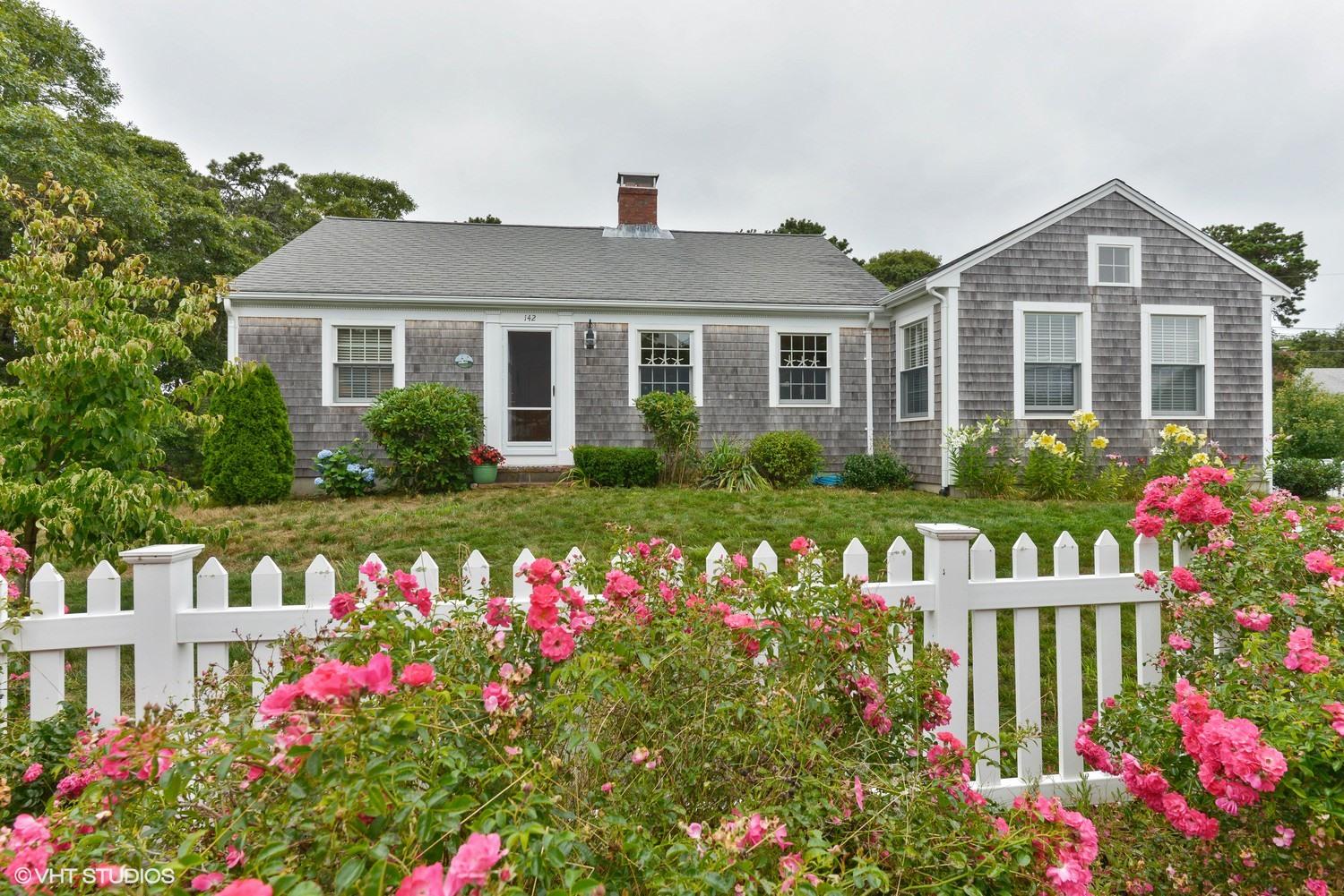 142 George Ryder Road South Chatham, MA 02633 - Photo 2 of 15 15_142GeorgeRyderRoadSouth_571_FrontView