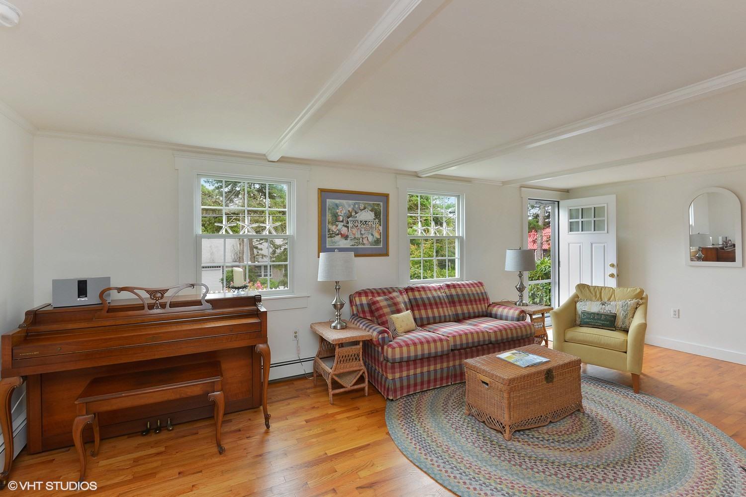 142 George Ryder Road South Chatham, MA 02633 - Photo 4 of 15 03_142GeorgeRyderRoadSouth_10001_LivingR