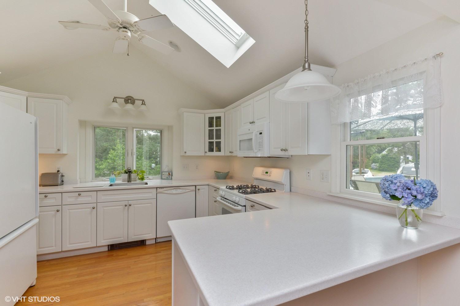 142 George Ryder Road South Chatham, MA 02633 - Photo 7 of 15 05_142GeorgeRyderRoadSouth_5_Kitchen_MLS