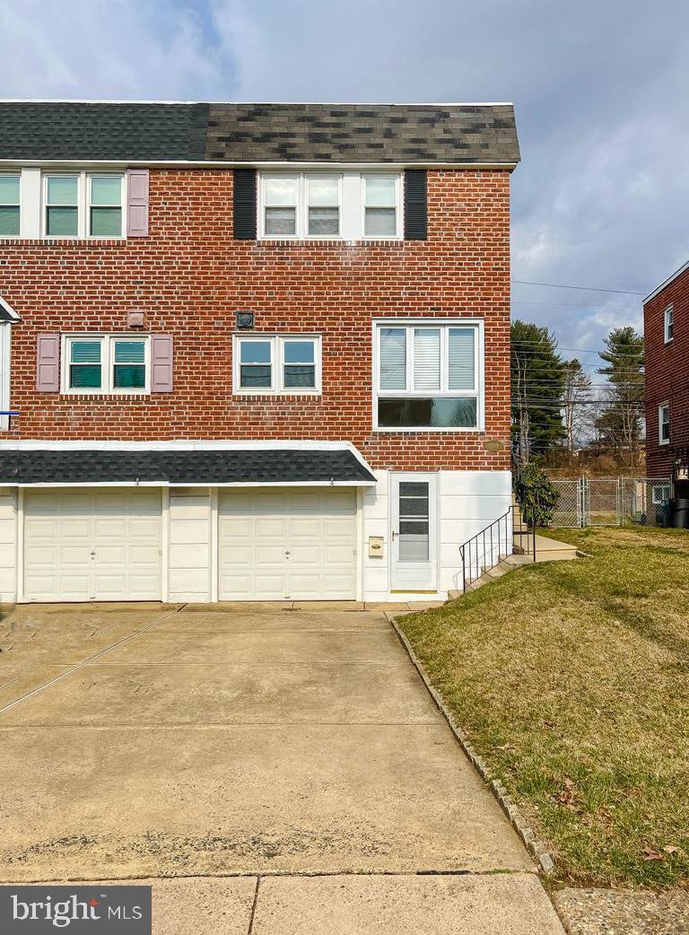 15018 London Road Philadelphia, PA 19116 - Photo 50 of 52 Low-maintenance brick home!