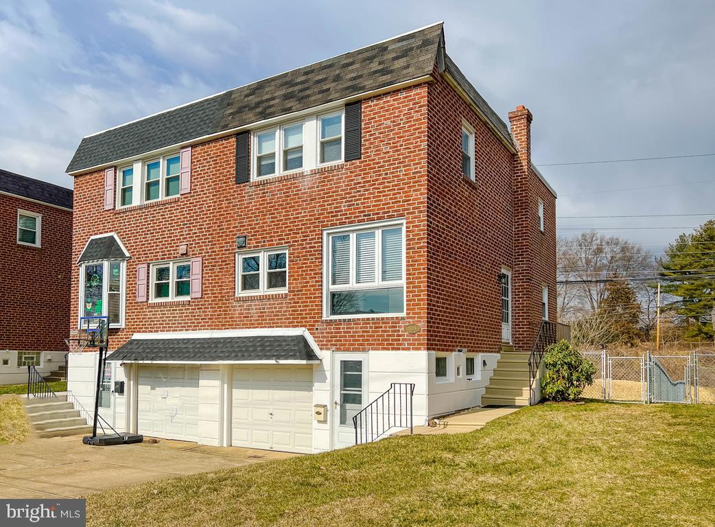 15018 London Road Philadelphia, PA 19116 - Photo 51 of 52 Serene living environment.