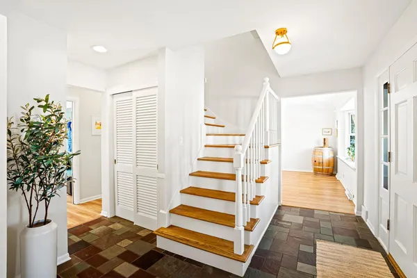 $769,900 | 9062 North Lake Drive, Bayside, WI 53217