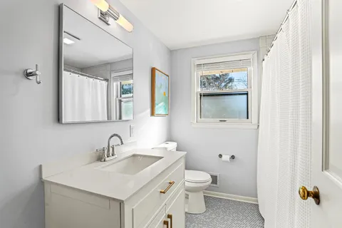 $769,900 | 9062 North Lake Drive, Bayside, WI 53217