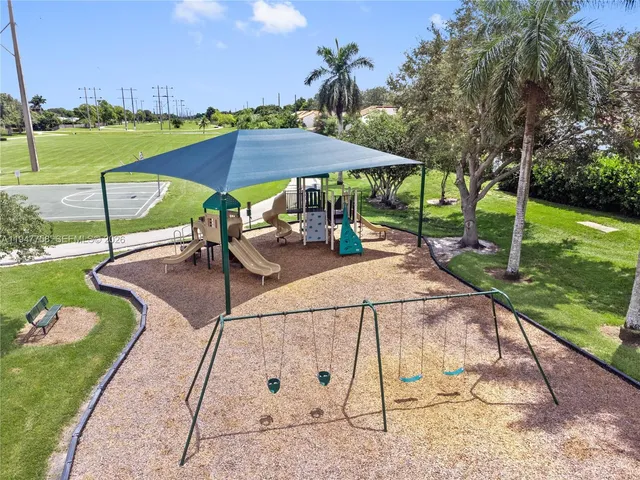 $3,500 | 2588 Garden Court, Unit 2588, Cooper City, FL 33026