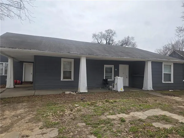 $275,000 | 1413 Spruce Street, Leavenworth, KS 66048