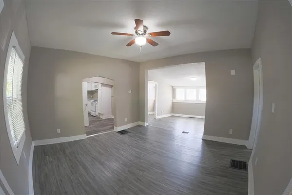 $275,000 | 1413 Spruce Street, Leavenworth, KS 66048