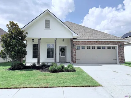 $315,000 | 654 Beaumont Drive, Gonzales, LA 70737
