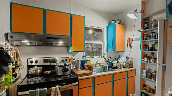 $1,699,950 | 5932 Fredricks Road, Sebastopol, CA 95472