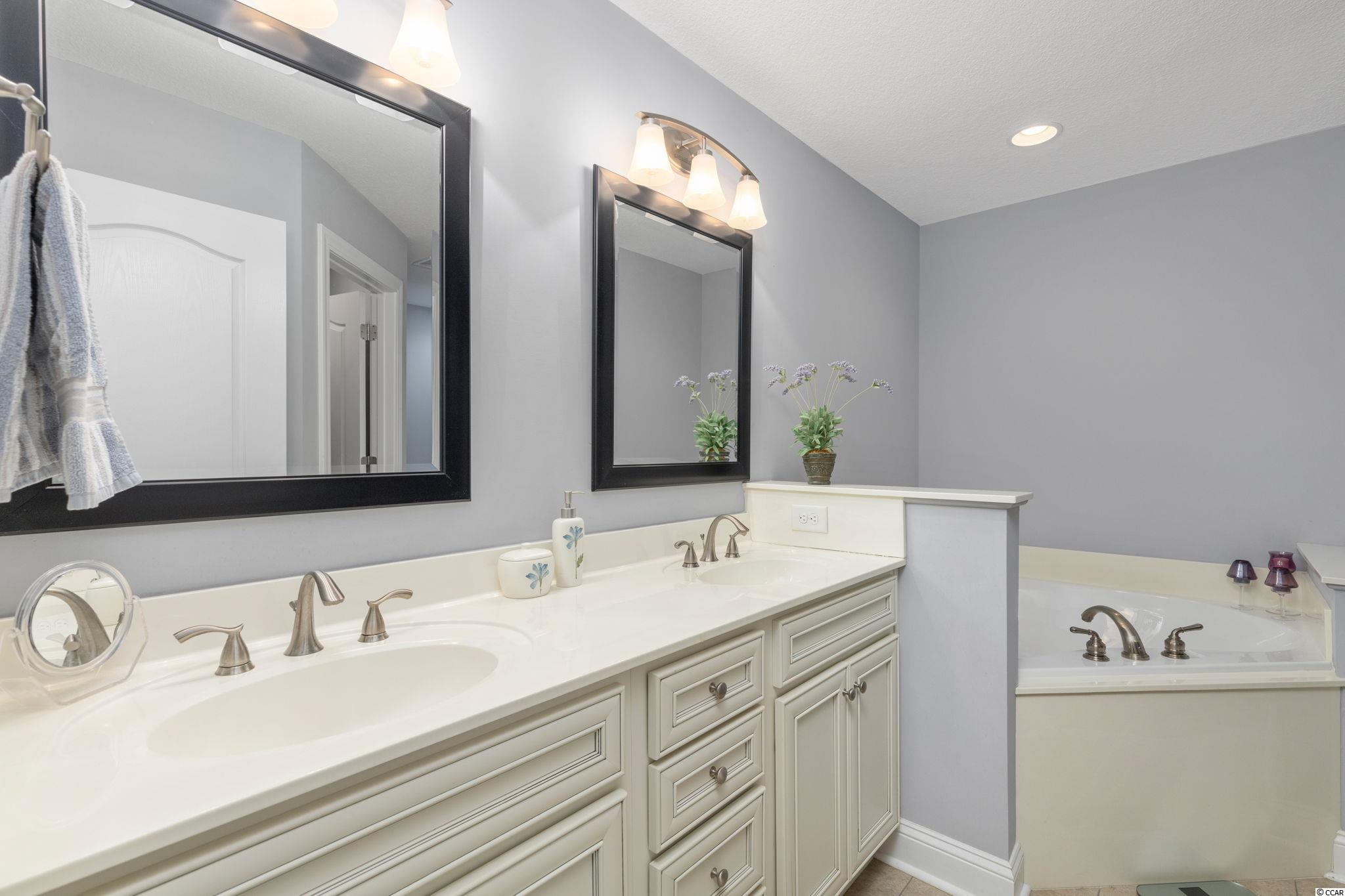136 Old English Road Galivants Ferry, SC 29544 - Photo 18 of 27 Gallery Image 18