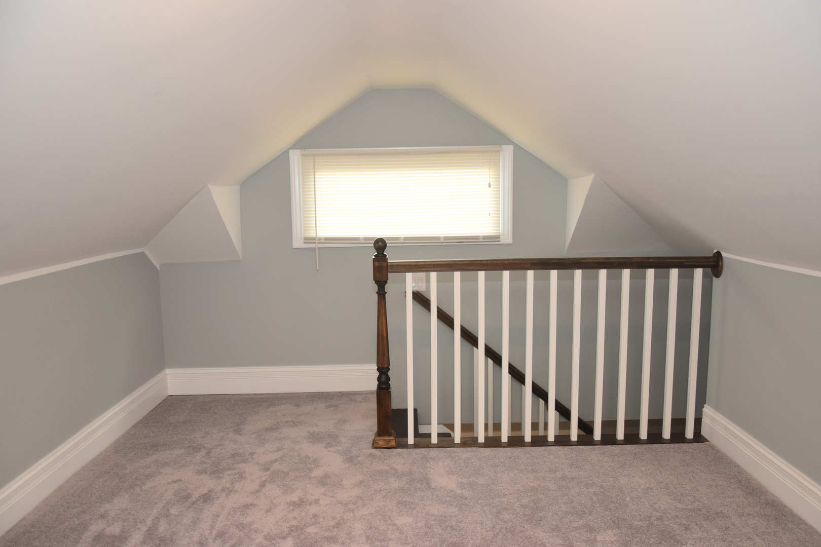 8236 South Ridgeland Avenue Chicago, IL 60617 - Photo 14 of 25
