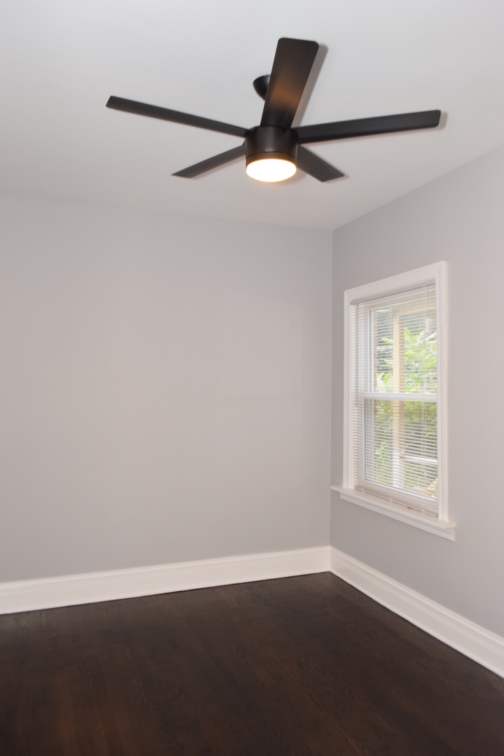 8236 South Ridgeland Avenue Chicago, IL 60617 - Photo 7 of 25
