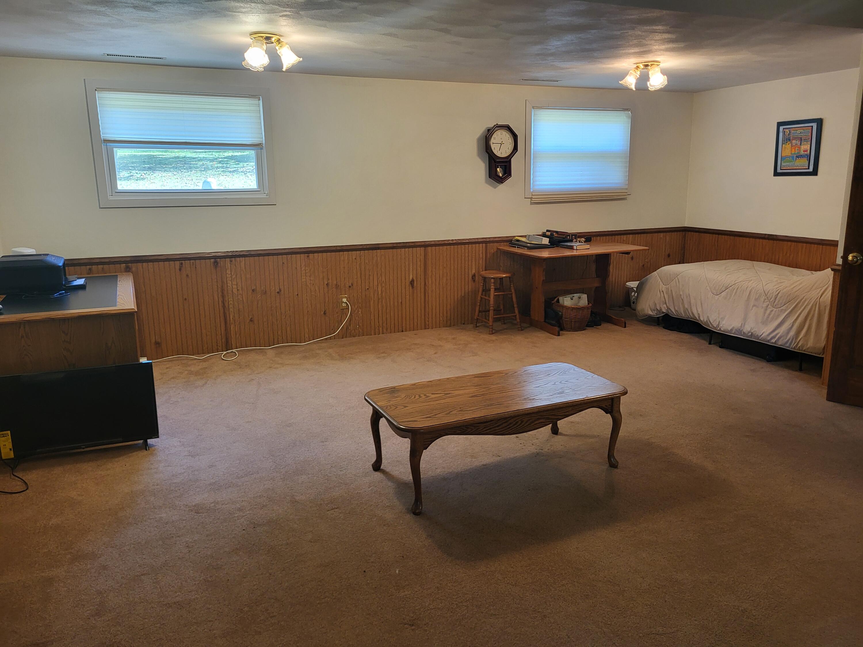 2710 Weaver Road Niles, MI 49120 - Photo 12 of 28 20251016_122956