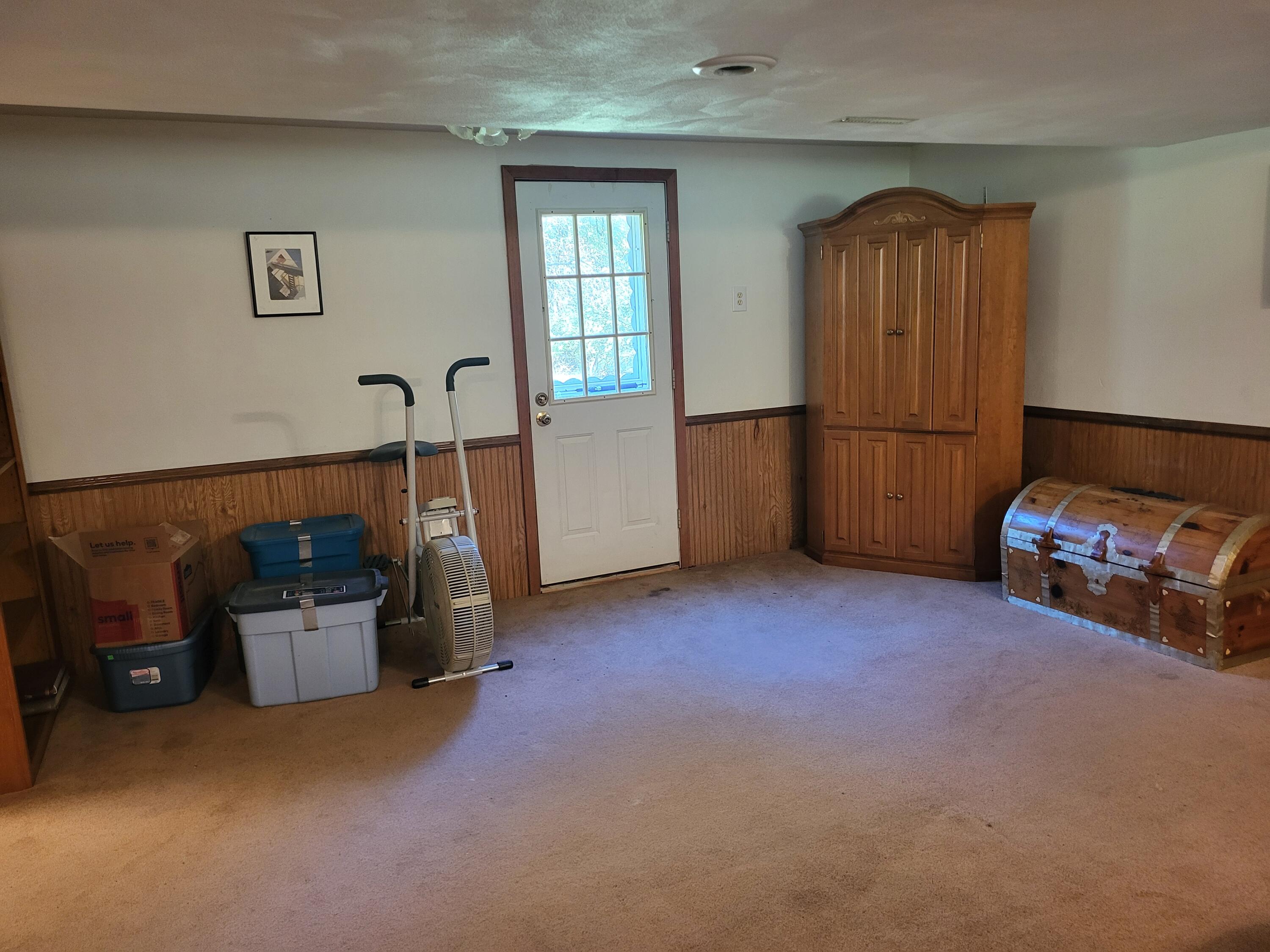 2710 Weaver Road Niles, MI 49120 - Photo 13 of 28 20251016_122942