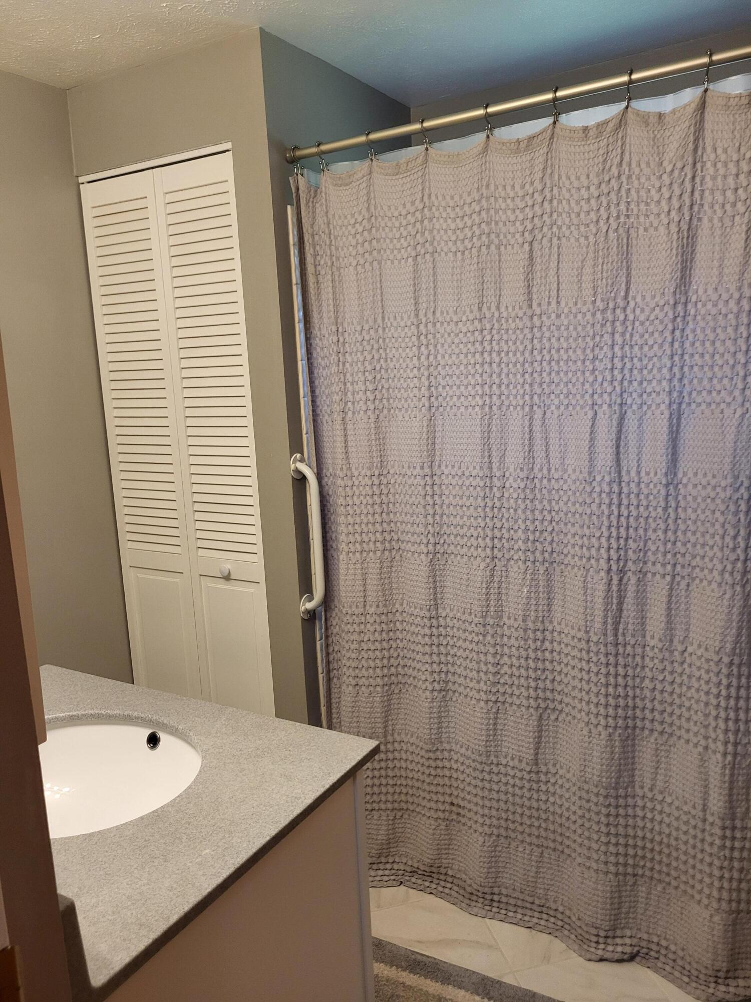 2710 Weaver Road Niles, MI 49120 - Photo 10 of 28 20251016_123622