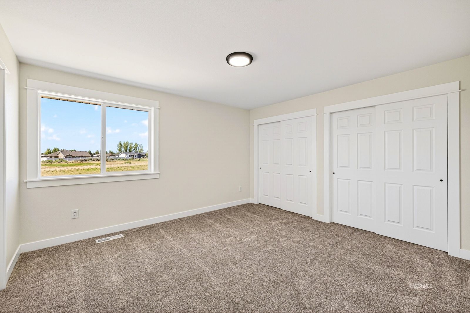 412 Edgebrook Way Spring Creek, NV 89815 - Photo 17 of 47