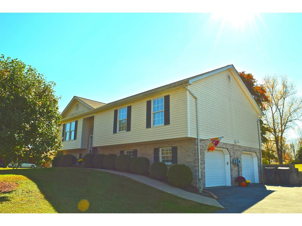119 Edgefield Road Bristol, TN 37620 - Photo 1 of 24 Photo 1