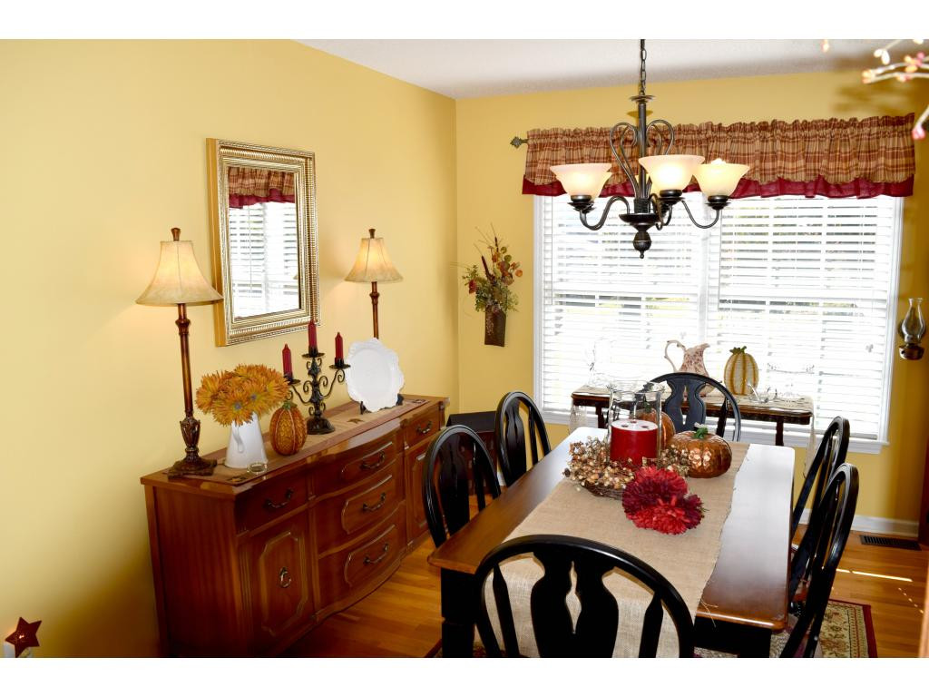 119 Edgefield Road Bristol, TN 37620 - Photo 12 of 24 Photo 12