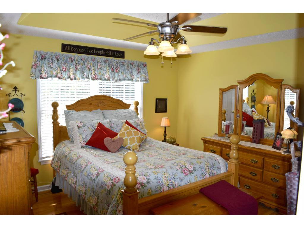119 Edgefield Road Bristol, TN 37620 - Photo 20 of 24 Photo 20