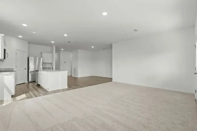 $306,240 | 516 Wedemeyer Street, Taylor, TX 76574