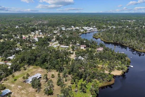 $584,000 | 1710 Southeast 1st Street, Steinhatchee, FL 32359