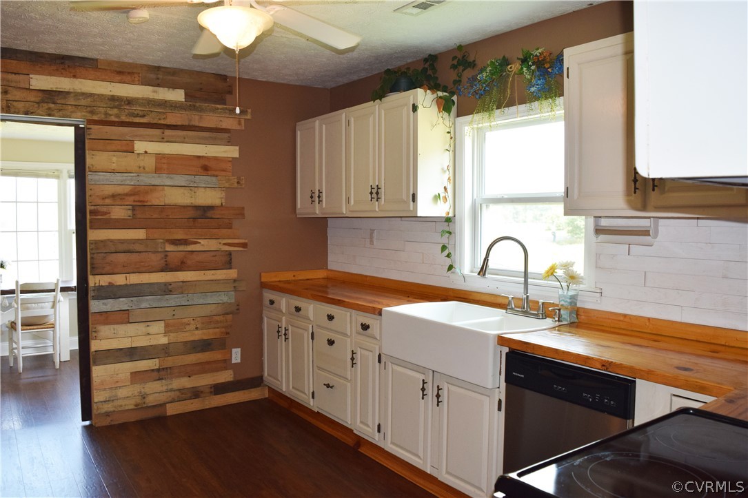 7201 Ruthville Road Providence Forge, VA 23140 - Photo 7 of 20 Gallery Image 7