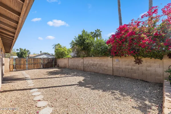 $1,050,000 | 14238 North 61st Street, Scottsdale, AZ 85254