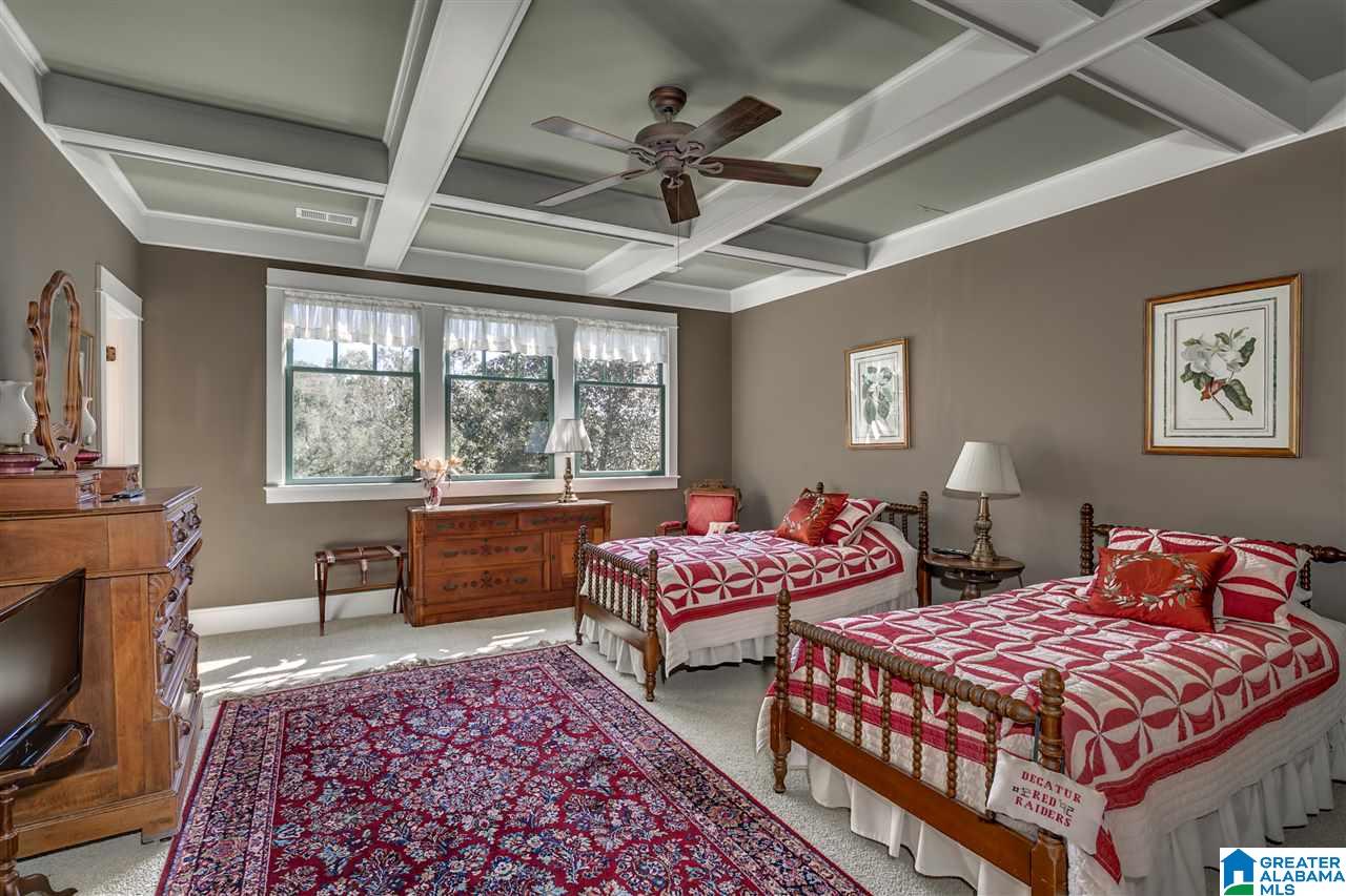2644 Highway 42 Calera, AL 35040 - Photo 42 of 48