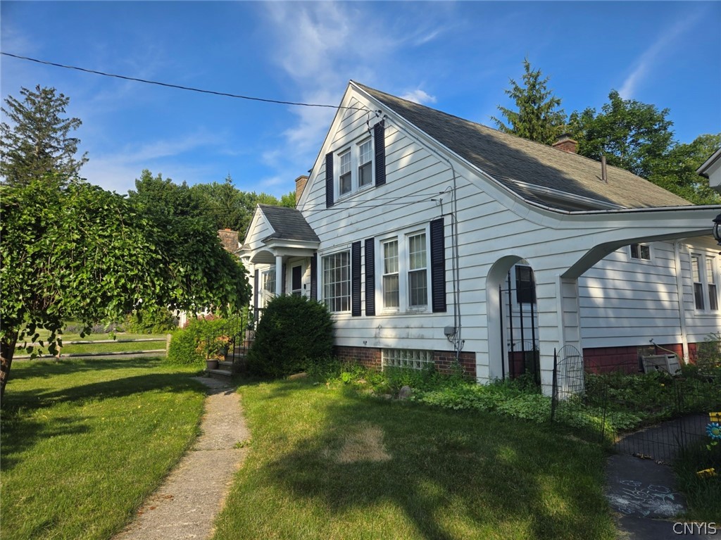 164 Bennett Road Camillus, NY 13209 - Photo 1 of 20