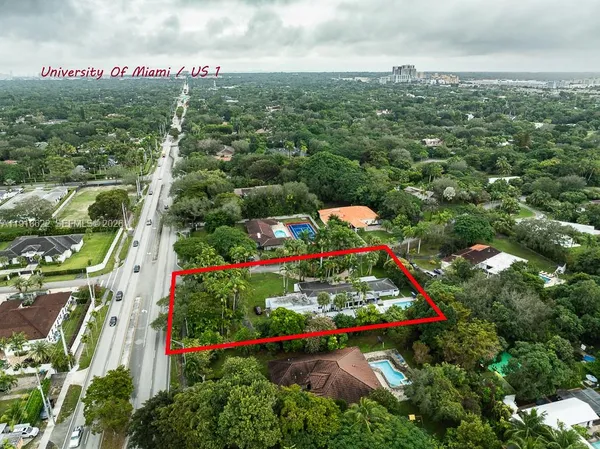 $2,849,000 | 8290 Sunset Drive, Miami, FL 33143