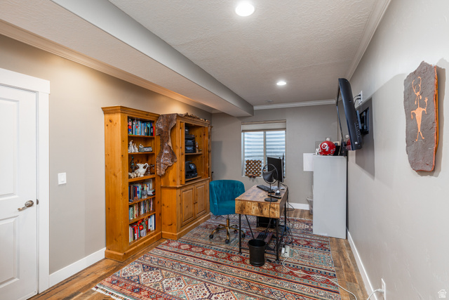 1132 Sunset Dunes Way Draper, UT 84020 - Photo 28 of 35 Room featuring wood-finish flooring, recessed lighting, and crown molding