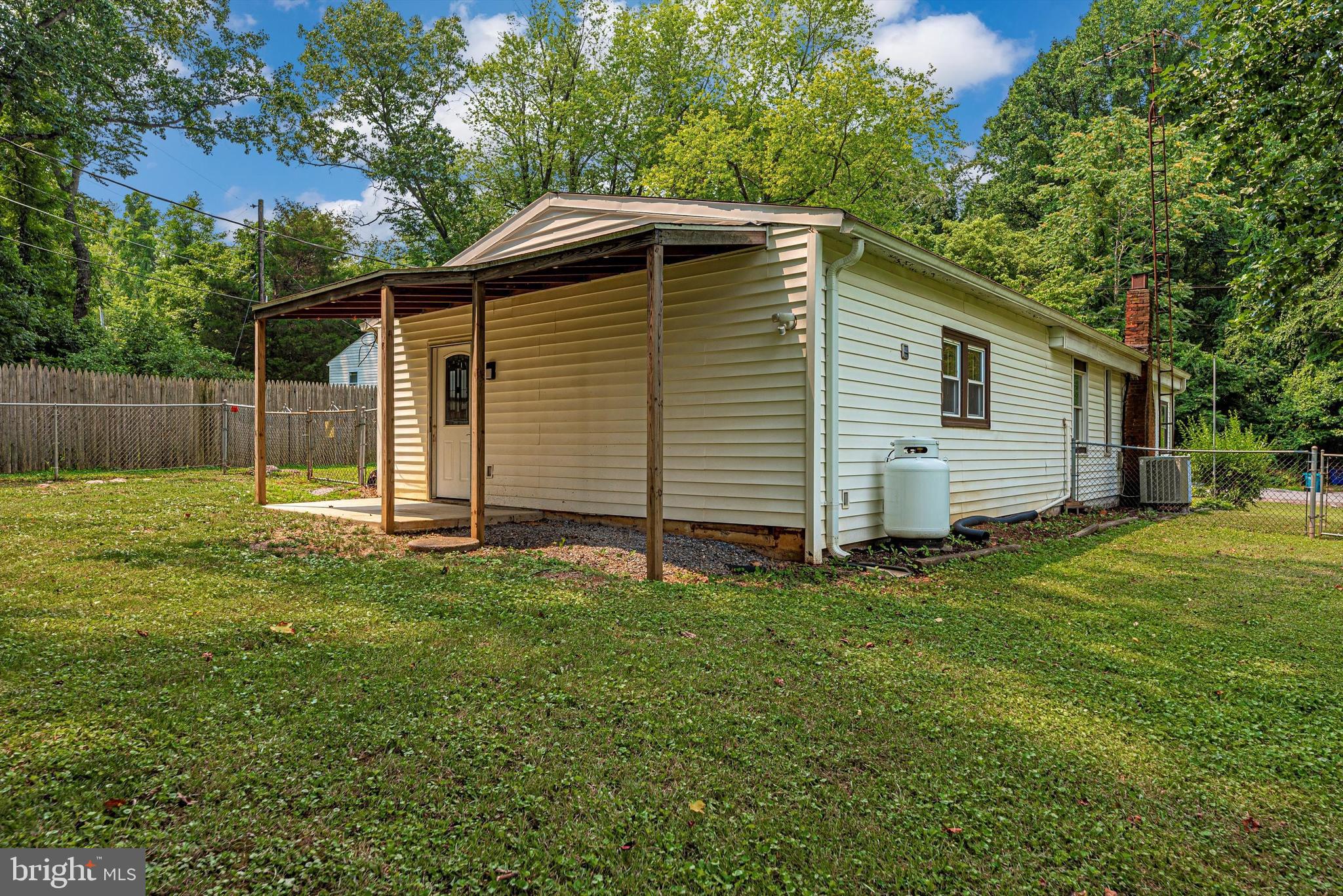 4409 Reels Mill Road Frederick, MD 21704 - Photo 6 of 25