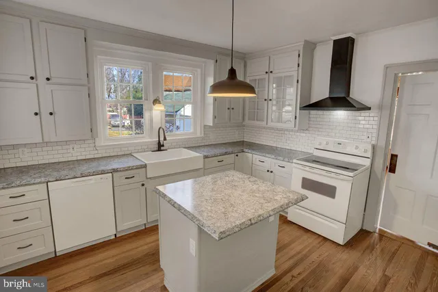 $334,900 | 126 Linden Avenue, Mercersburg, PA 17236