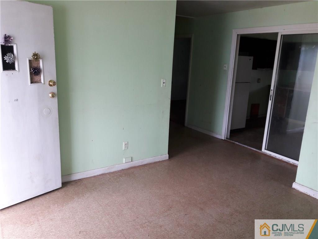 450 Remsen Avenue New Brunswick, NJ 08901 - Photo 3 of 25 Gallery Image 3