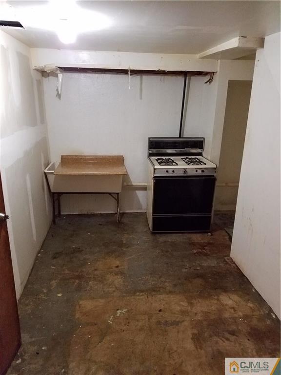 450 Remsen Avenue New Brunswick, NJ 08901 - Photo 21 of 25 Gallery Image 21