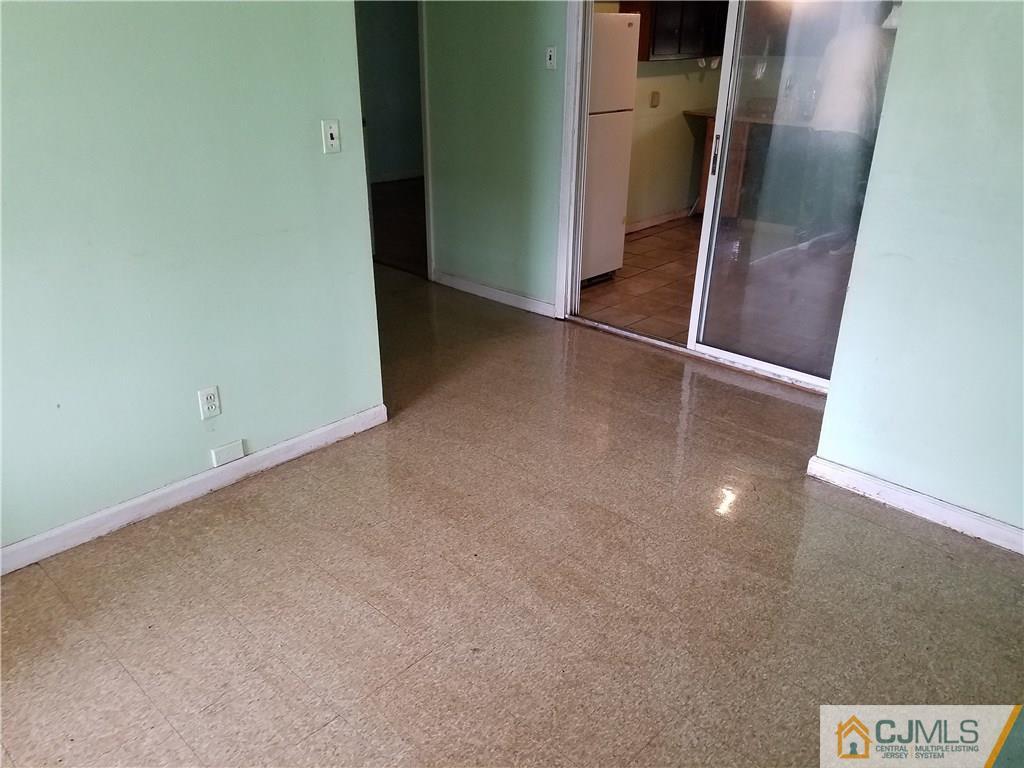 450 Remsen Avenue New Brunswick, NJ 08901 - Photo 5 of 25 Gallery Image 5